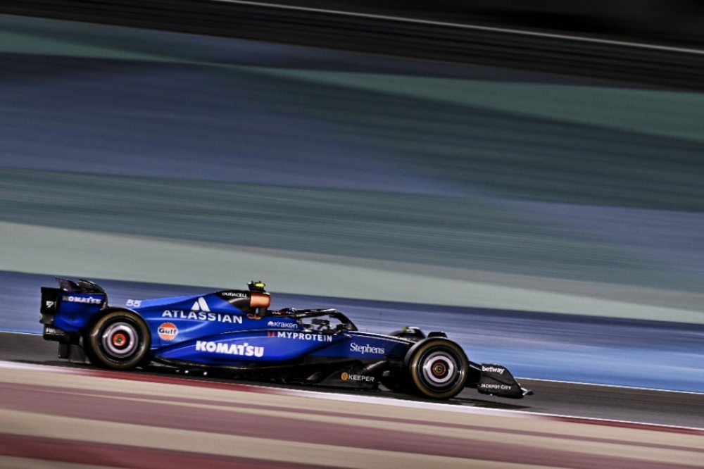 Essais Bahreïn: Sainz se distingue avec la Williams