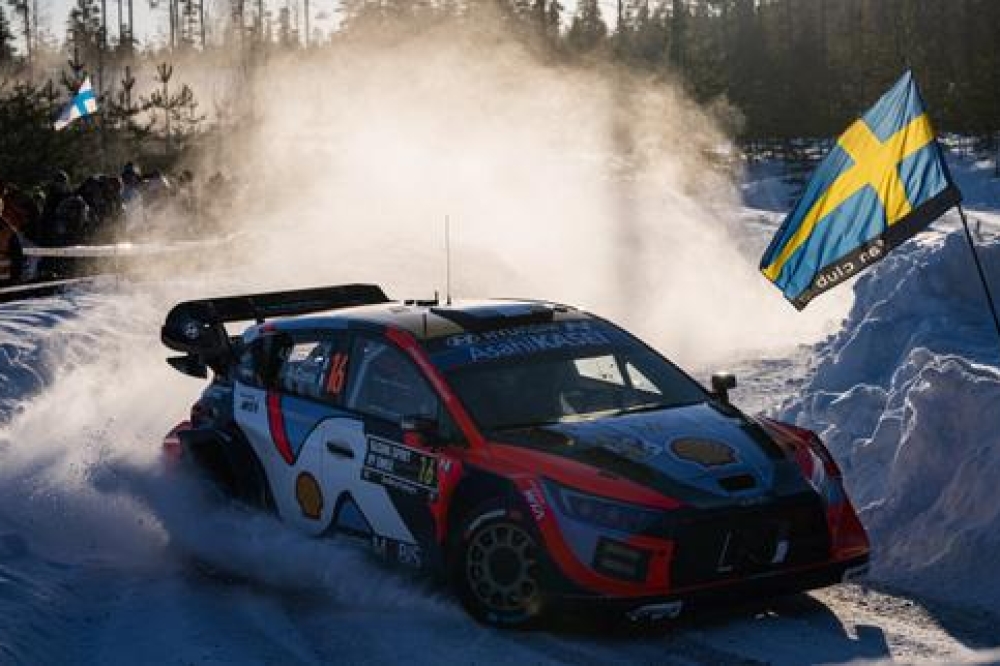 Les pilotes de F1 et de rallye, sanctionnés pour leurs dérapages verbaux, se rebiffent