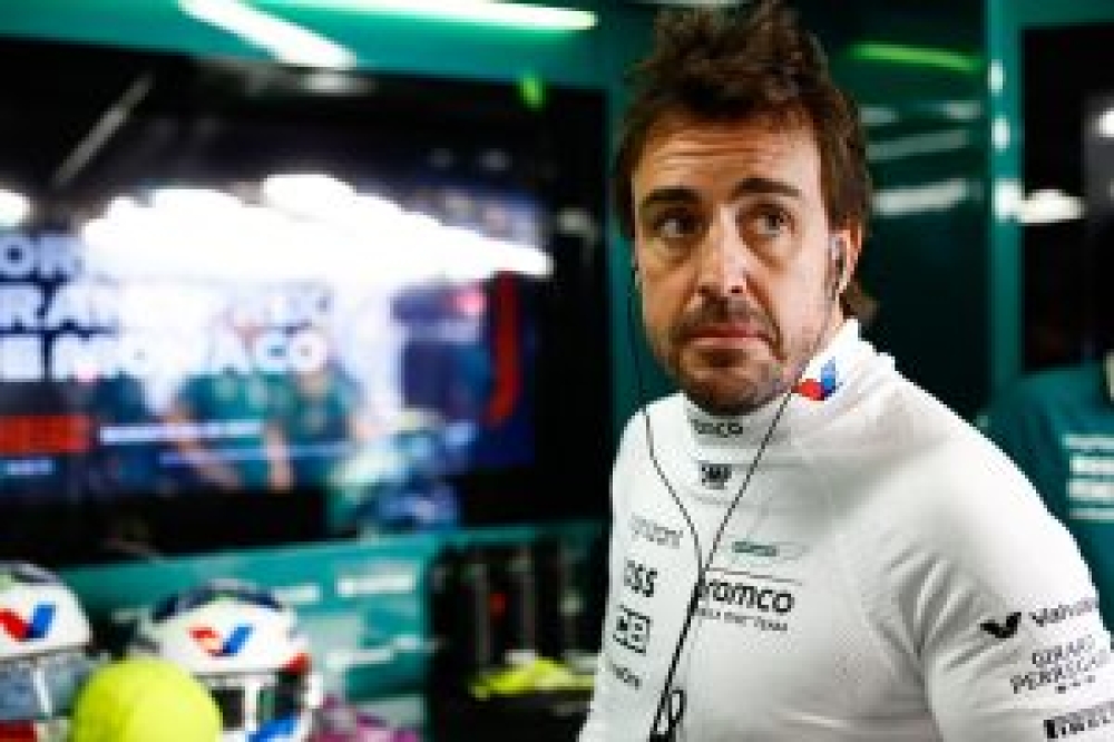 Alonso revient sur la présence d’une dépanneuse sur la piste lors du GP d’Australie : « Tout était sous contrôle »