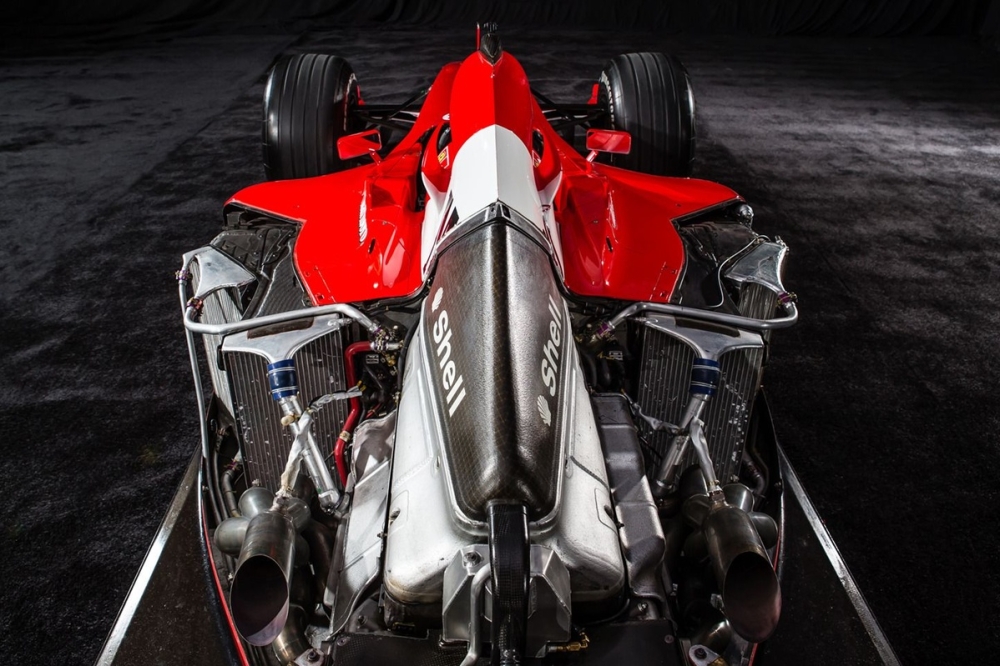 Face à la tentation du V10 en F1, qui serait pour et qui serait contre ?