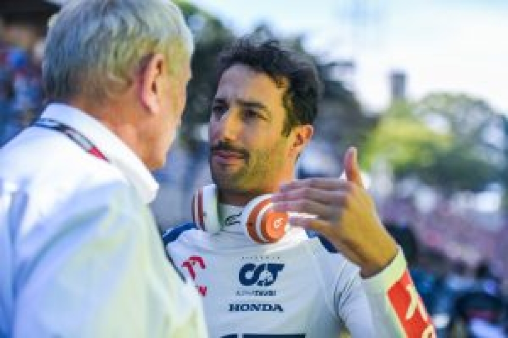 Red Bull n’a « jamais envisagé rappeler Ricciardo pour remplacer Lawson
