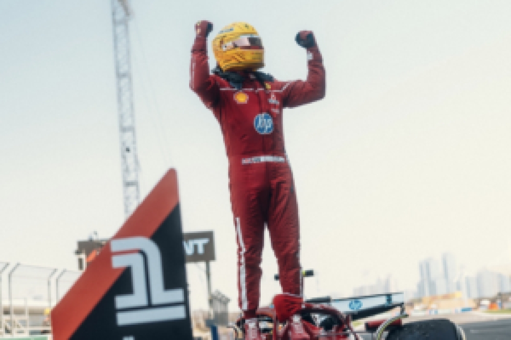 La victoire d’Hamilton en Chine pourrait déstabiliser Ferrari, selon Jacques Villeneuve