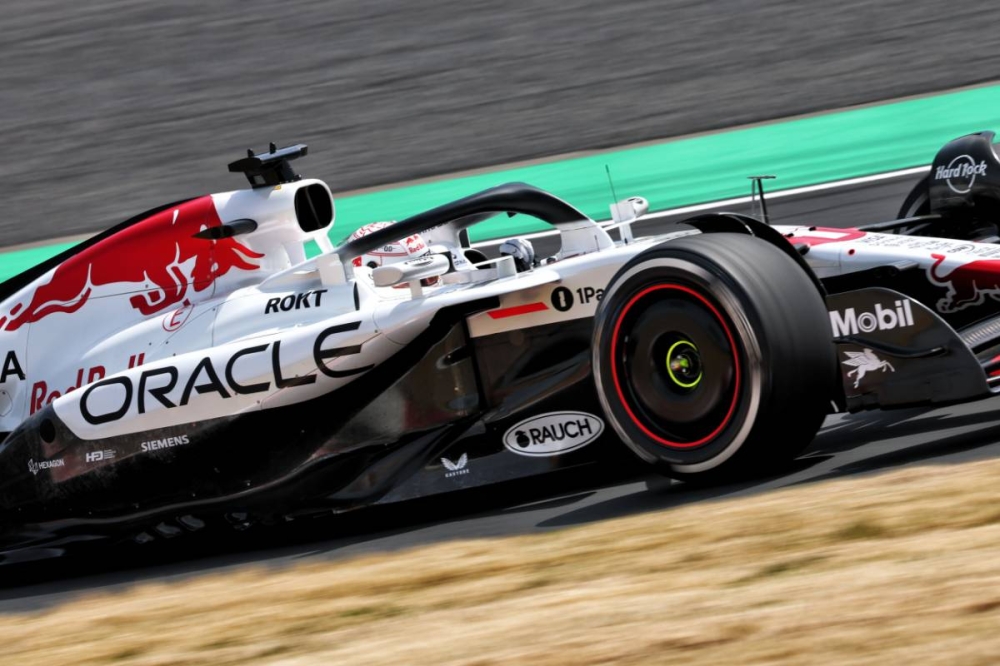 Qualifs : Max Verstappen vole la pole à McLaren dans un final électrique