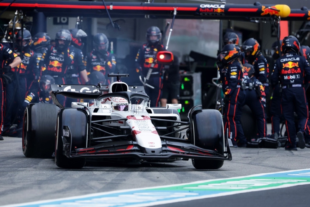 Verstappen salue des 