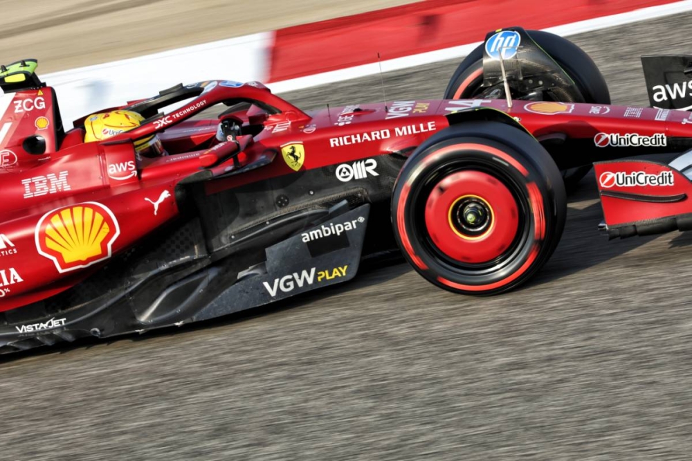 Elu pilote du jour, Lewis Hamilton reprend espoir