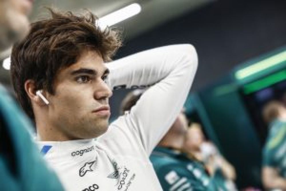 Stroll bat un record peu flatteur et tacle les pilotes McLaren : « Ils auraient plus d’éliminations que moi dans une voiture de fond de grille »