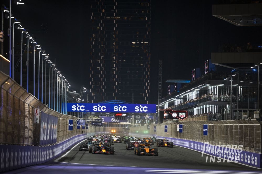 Verstappen sur sa pénalité : « Une perte de temps d'en parler »