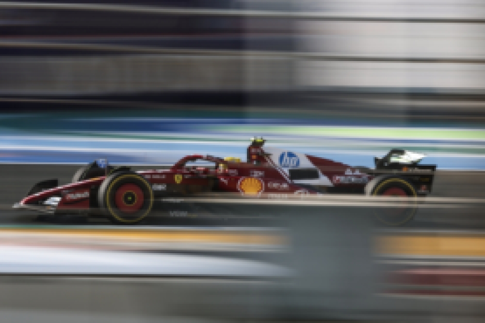 Lewis Hamilton se voit « souffrir » toute la saison au volant de sa Ferrari