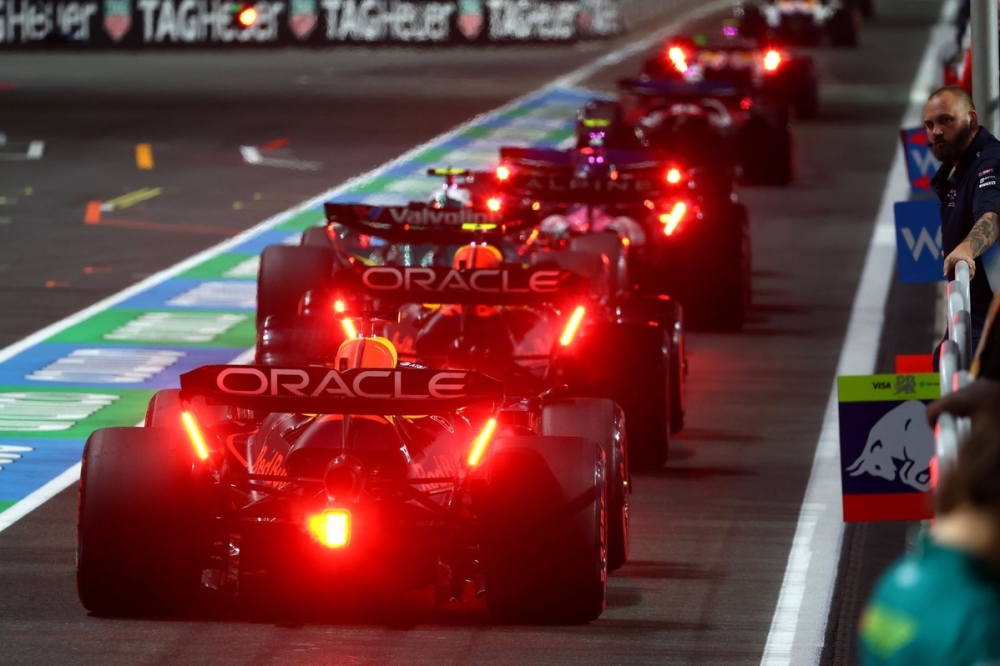 La F1 écarte un retour aux V10 et envisage des mesures pour 2026