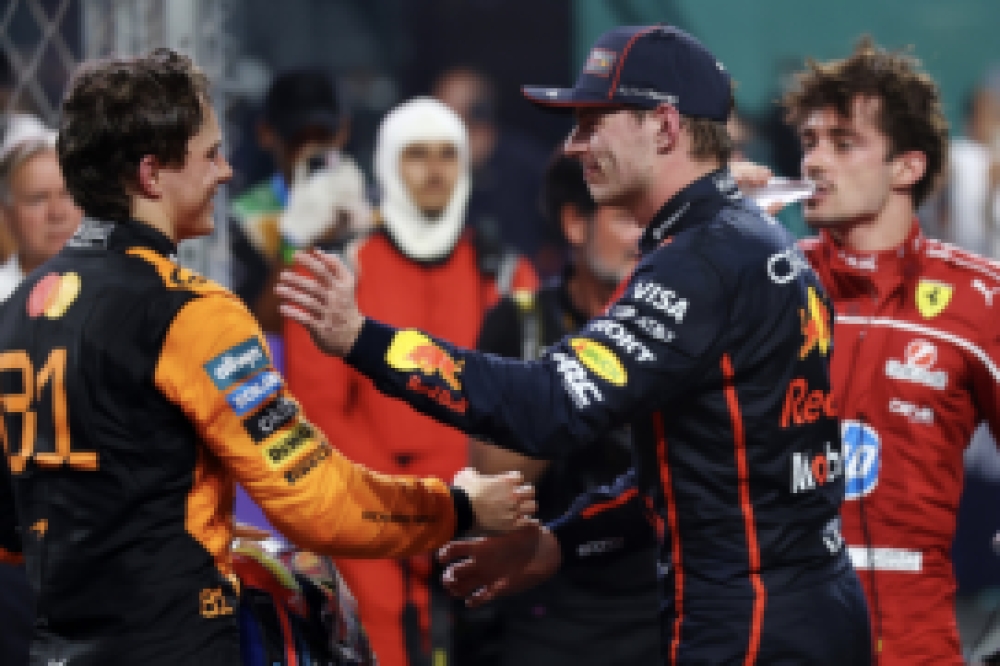 Verstappen salue le sang-froid de Piastri, nouveau prétendant sérieux au titre mondial