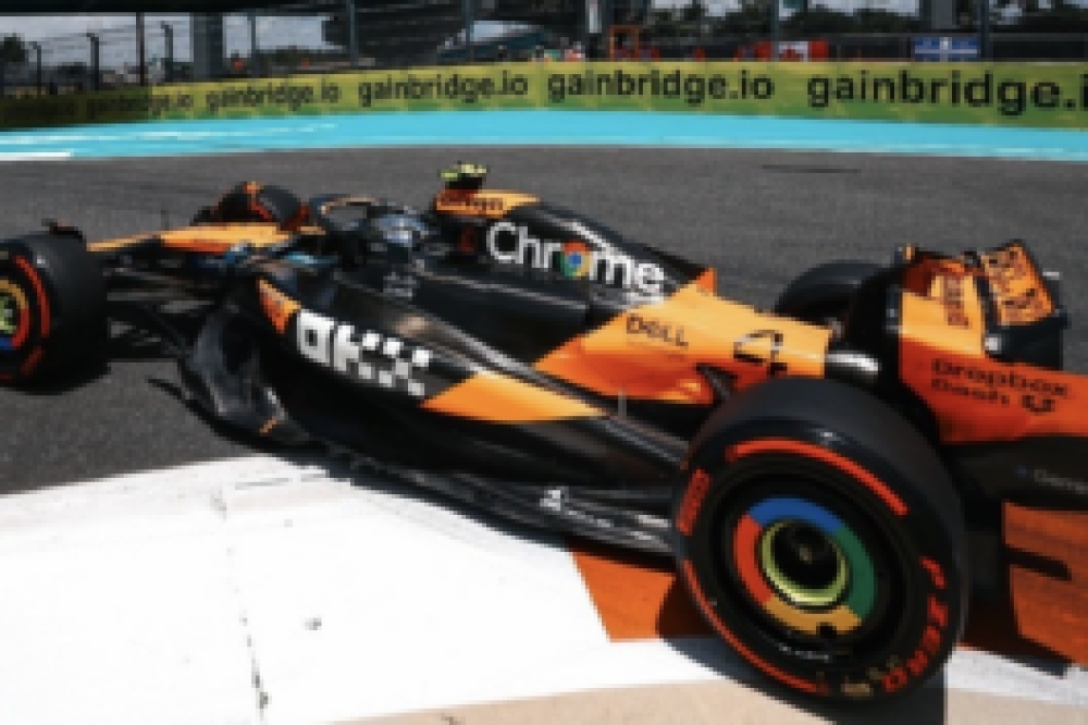 Lando Norris déclare que Max Verstappen ne court pas « de manière très intelligente »