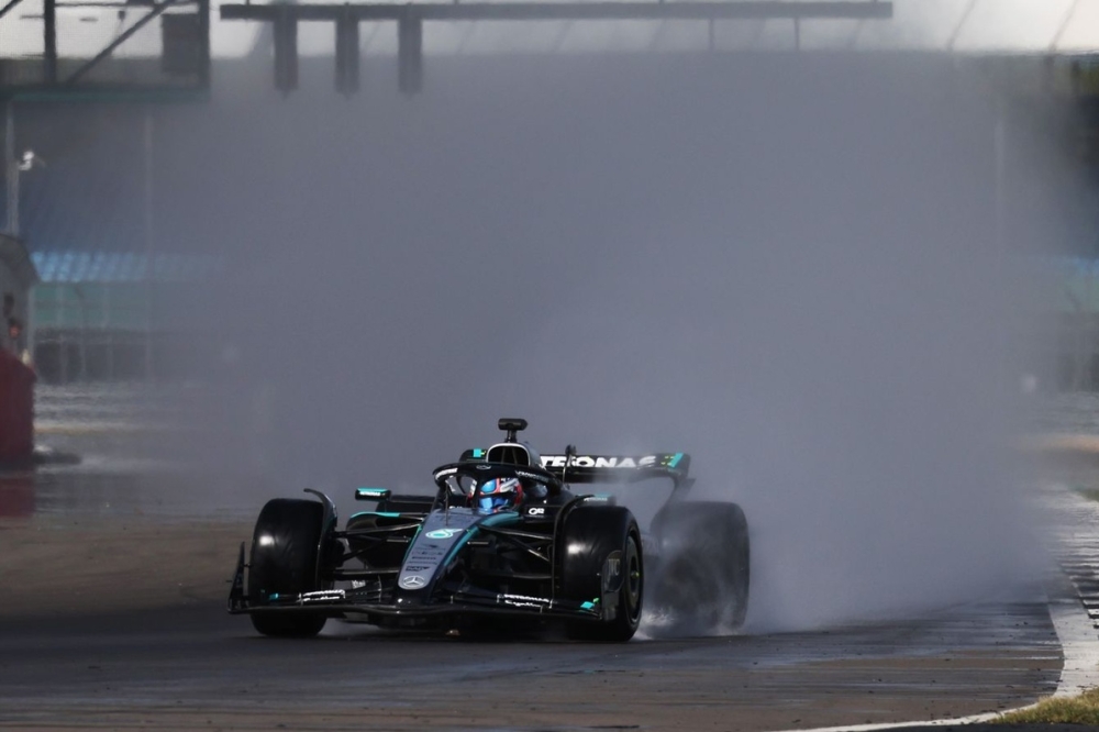 Après un test avec Mercedes, Pirelli doit revoir sa copie sur les pneus pluie