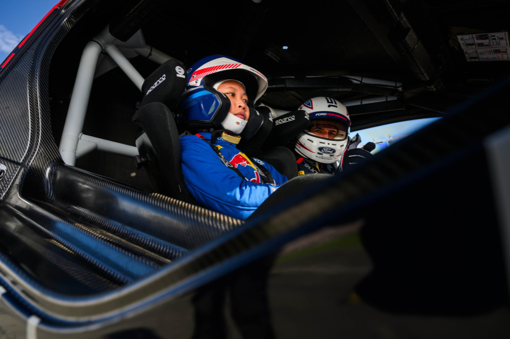 Ford ne « fuira pas » si Verstappen quitte Red Bull
