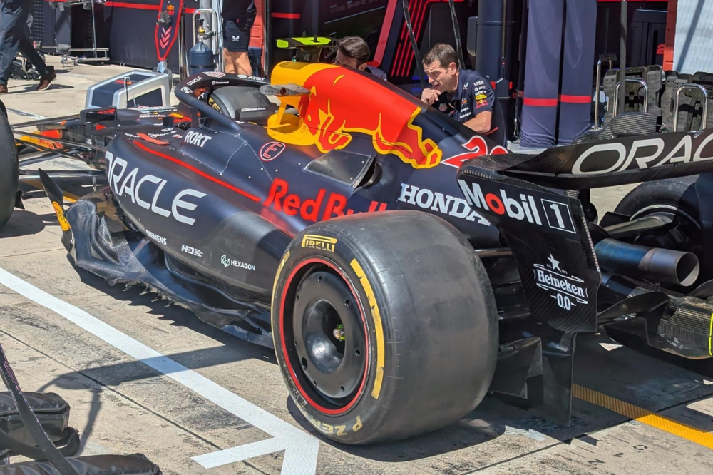 Planchers et pontons révisés : les évolutions apportées à Imola