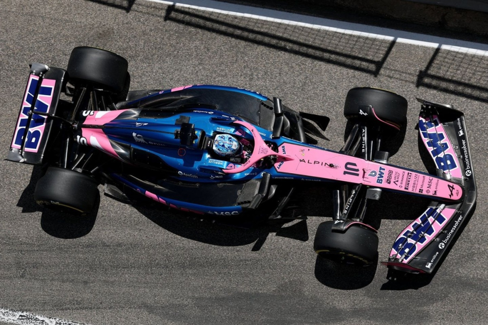 Gasly percute un lapin mais signe son 