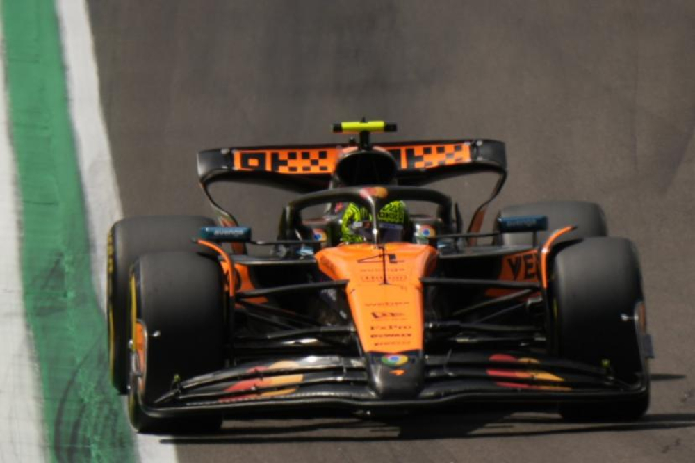 McLaren toujours intouchable en essais libres, Isack Hadjar 7e temps au GP d'Émilie-Romagne