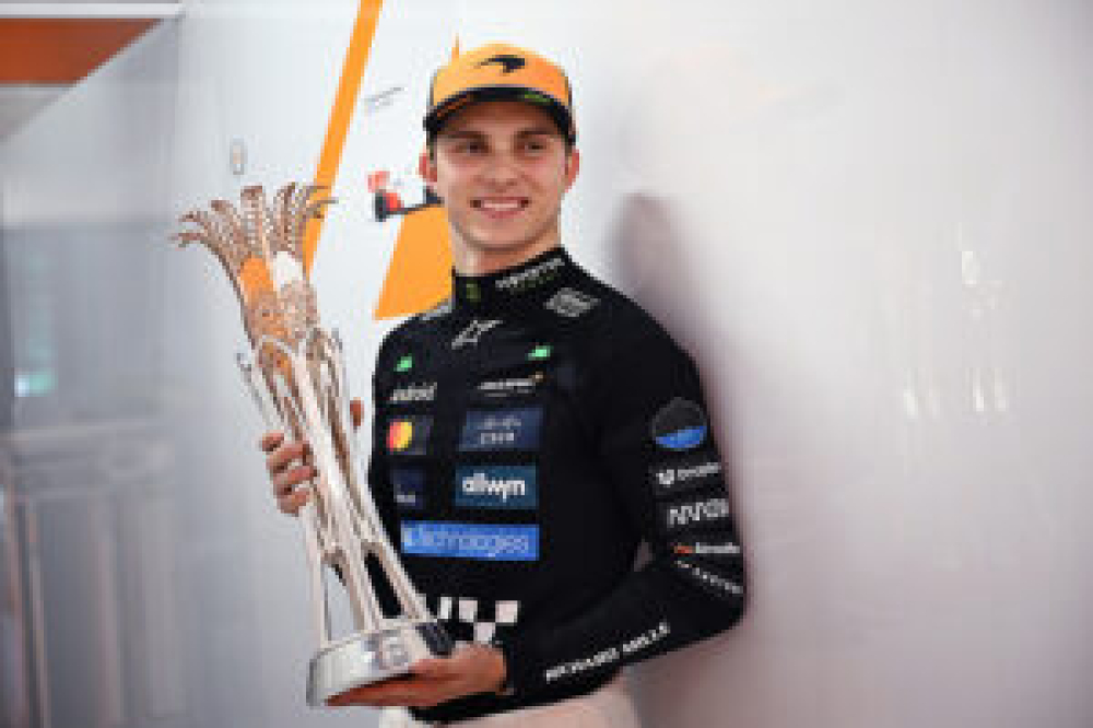 Oscar Piastri après le record de victoires consécutives avec McLaren d’Ayrton Senna