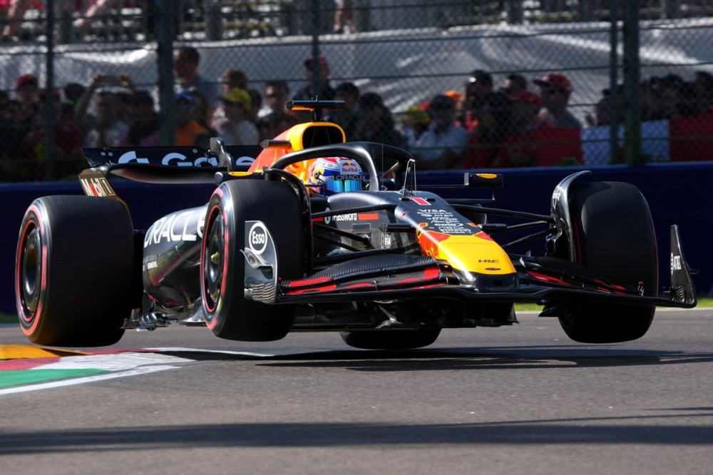 Verstappen : La surchauffe des pneus reste 