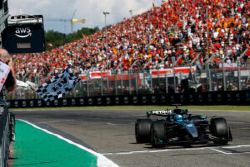 La Mercedes W16 continue de faire surchauffer ses pneus arrière