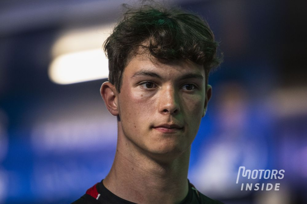 Bearman pénalisé de 10 places pour dépassement sous drapeau rouge en EL2