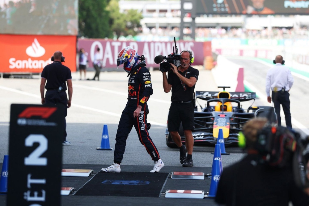 Pourquoi les commissaires ont sanctionné Verstappen