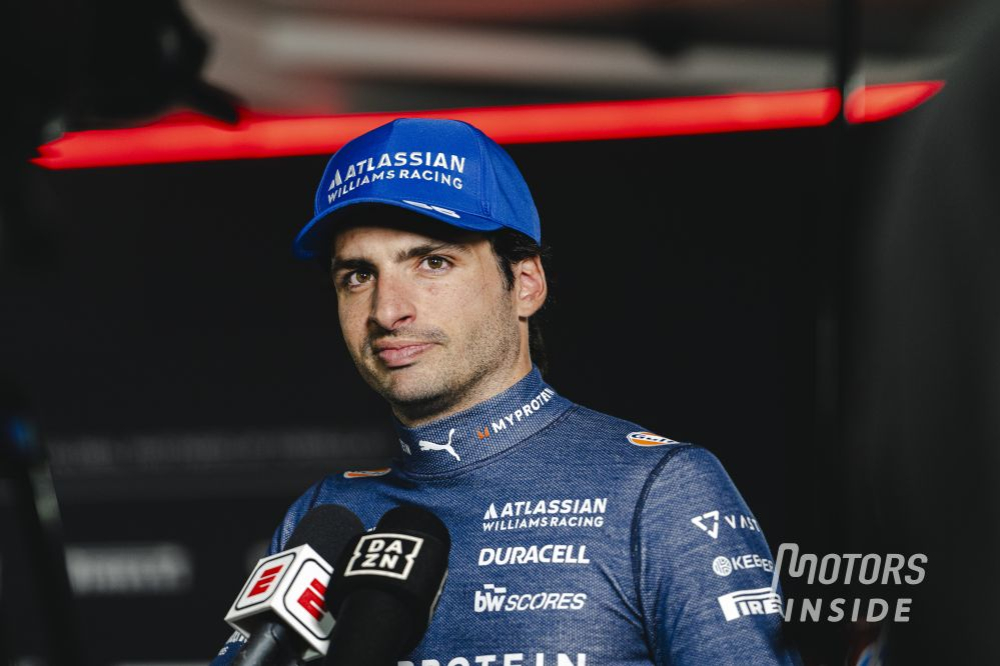 Carlos Sainz pointe du doigt « un aspect dont on parle peu » qui pénalise Lewis Hamilton