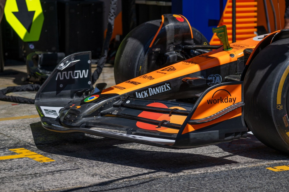 McLaren apporte un nouvel aileron avant à Montréal