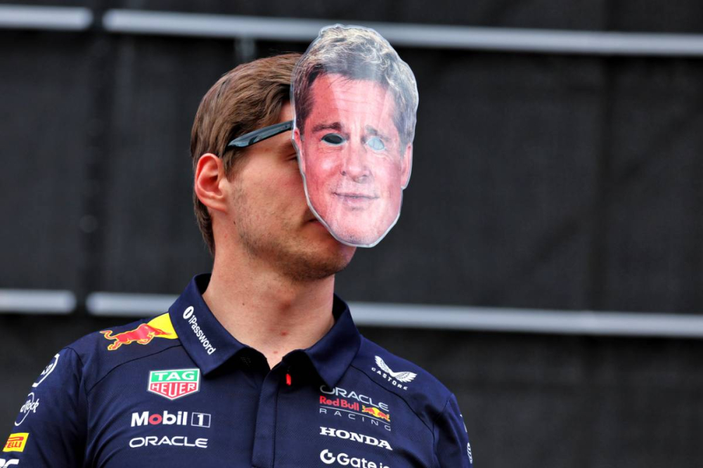 Mercato F1 : Max Verstappen entretient le flou sur un possible départ chez Mercedes