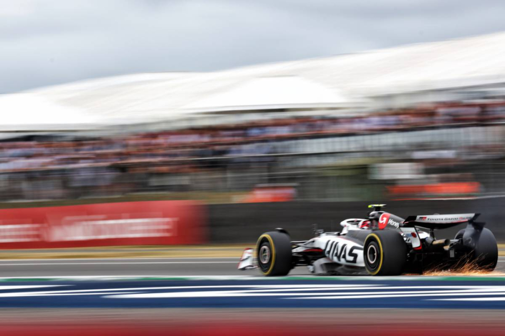 Oliver Bearman lourdement sanctionné à Silverstone après un dérapage en EL3
