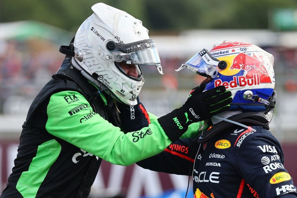 Quand les pilotes félicitent Hülkenberg pour son premier podium