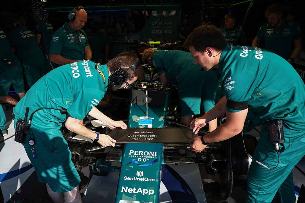 La F1 et son paddock rendent hommage à la reine Élisabeth II