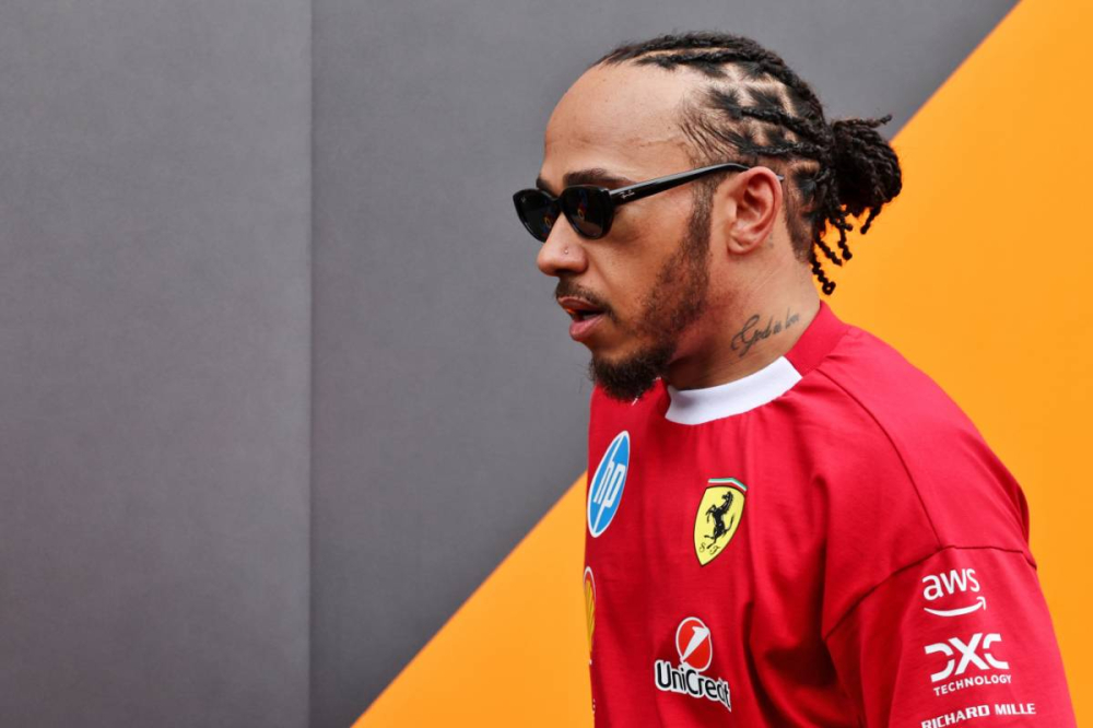 Lewis Hamilton chez Ferrari : une erreur de casting ou le choix du cœur ? Damon Hill tranche