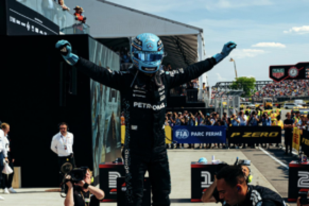 George Russell reste focalisé sur la piste malgré les incertitudes sur son avenir chez Mercedes