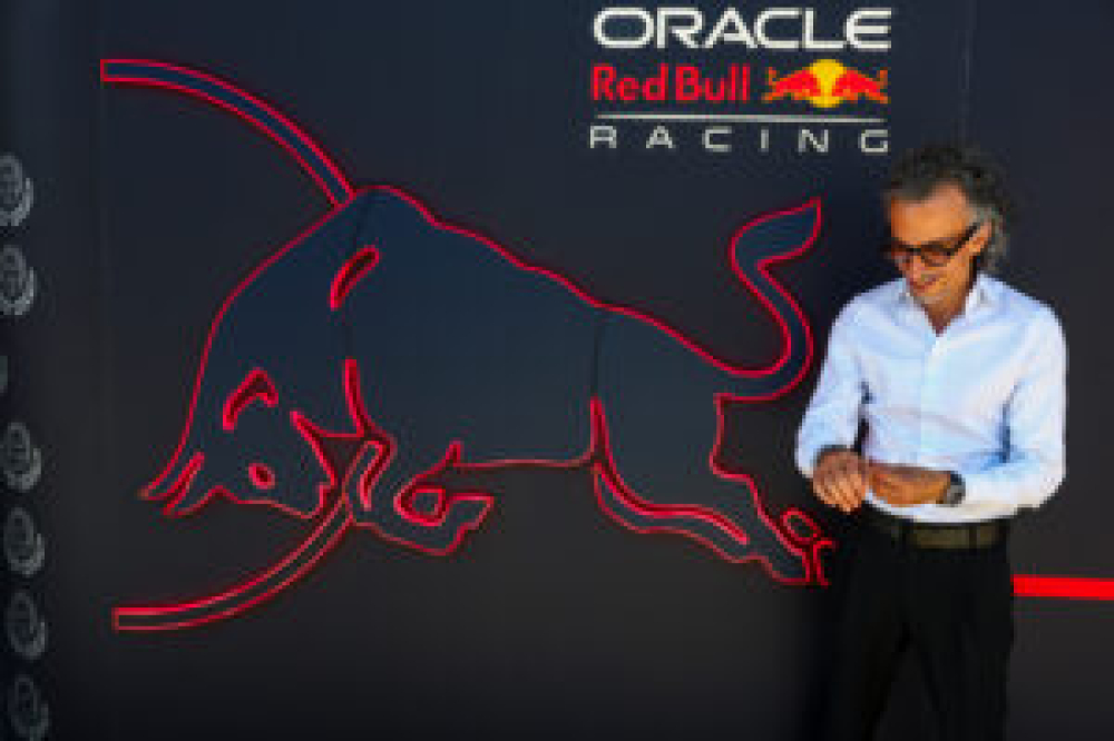 Red Bull – Laurent Mekies attendu dans la « fosse aux lions » médiatique à Spa