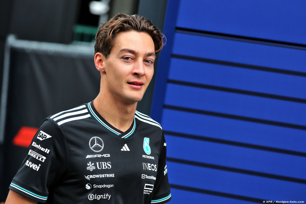 Russell révèle qu'il n'a toujours 'aucun contrat sur la table' chez Mercedes F1