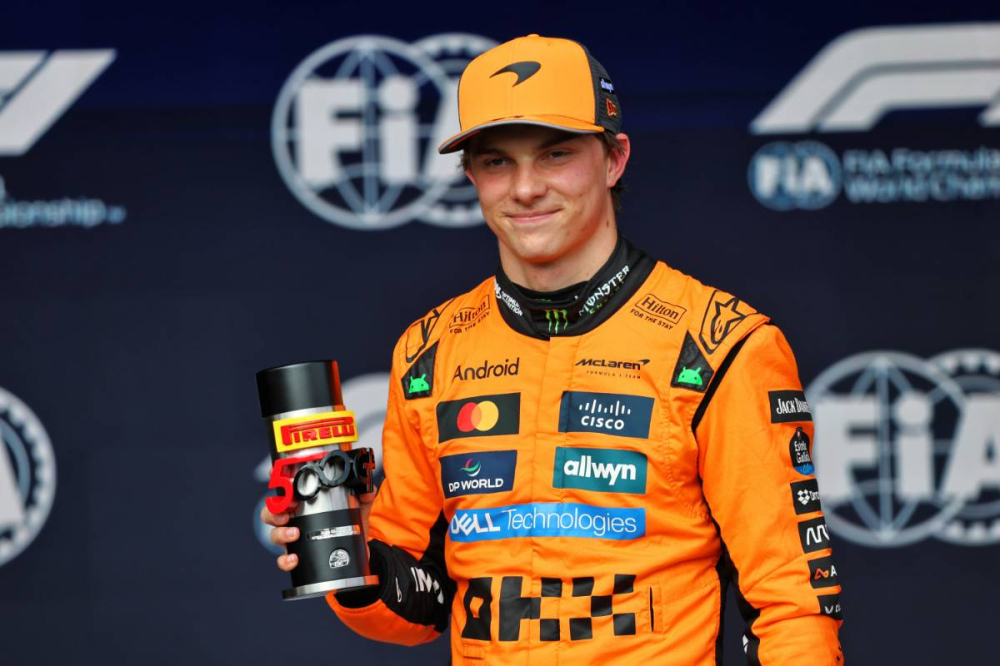 Oscar Piastri affole les compteurs à Spa et lance un avertissement aux Red Bull