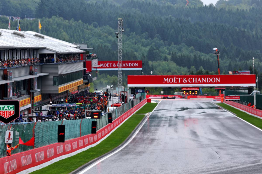 Déluge à Spa : le départ du Grand Prix de Belgique repoussé