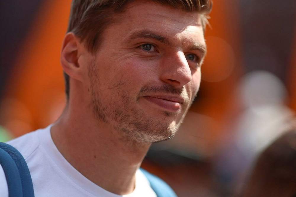 Max Verstappen confirme enfin qu'il restera avec Red Bull en 2026