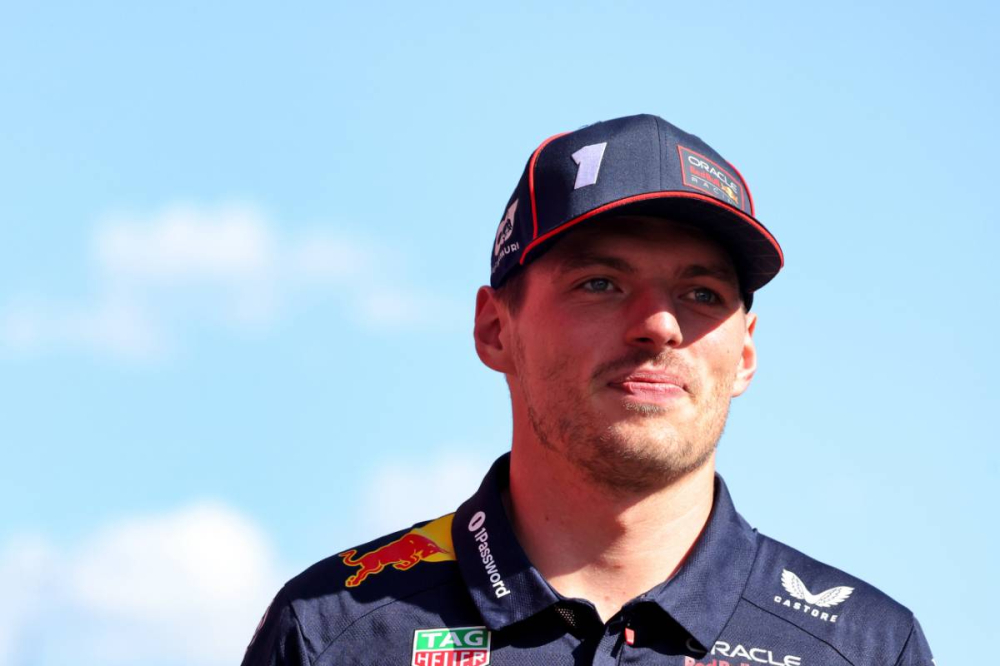 Max Verstappen brise enfin le silence : il confirme son avenir chez Red Bull pour 2026