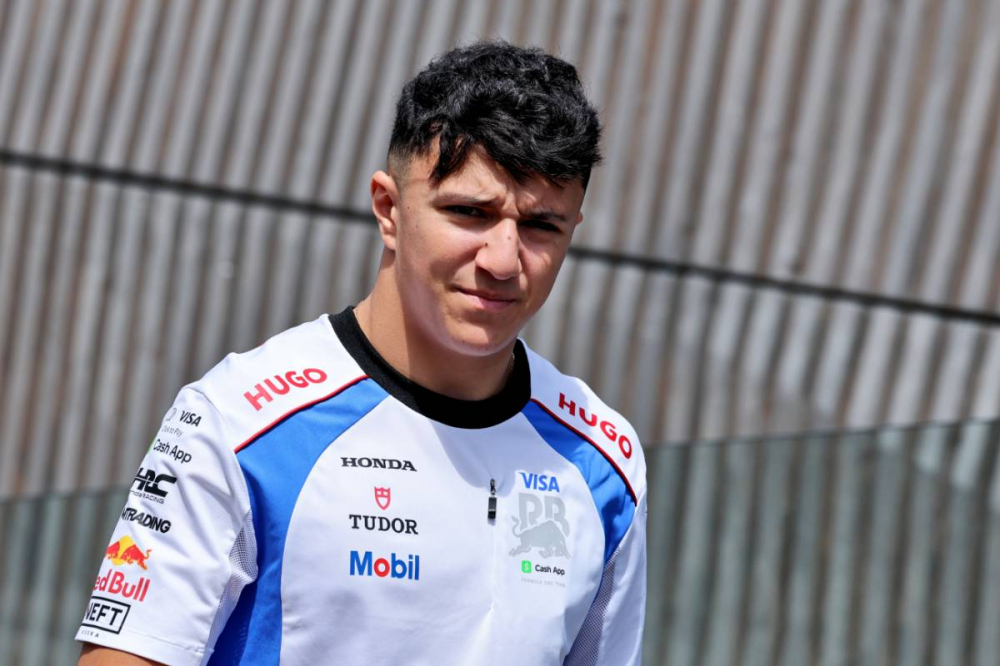 Isack Hadjar vise un coup d’éclat en Hongrie : 