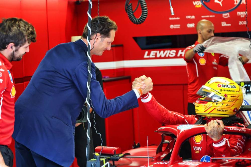 John Elkann à la rescousse : soutien total à la Scuderia