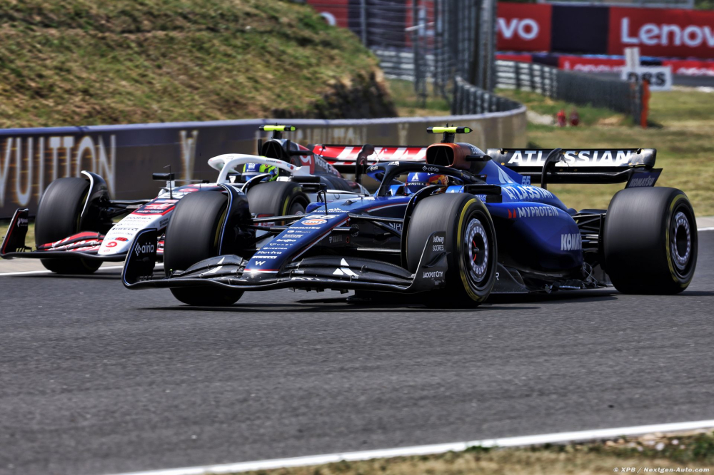 Williams F1 : Sainz presque heureux d'être en Q2, Albon dernier sur la grille