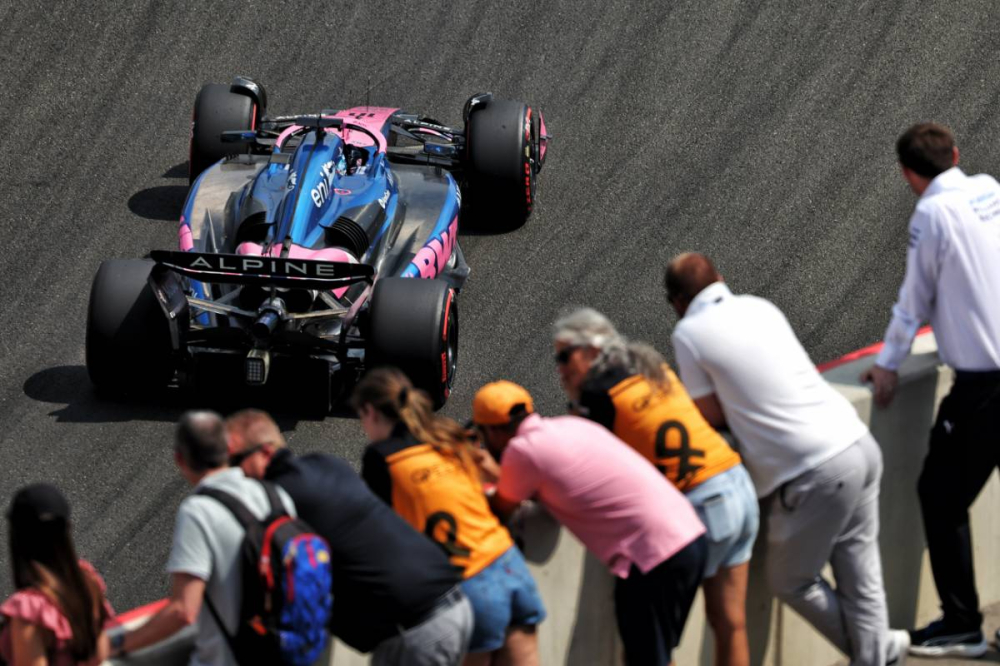 Colapinto surprend Gasly en qualifications : tensions et espoirs chez Alpine