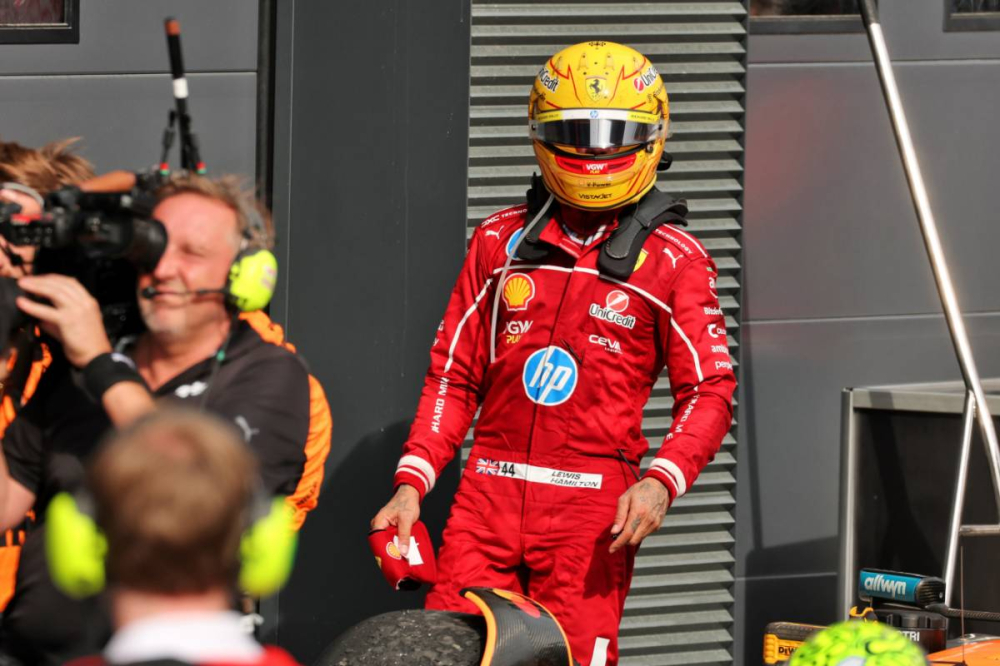 Lewis Hamilton, au bout du rouleau, avoue : 