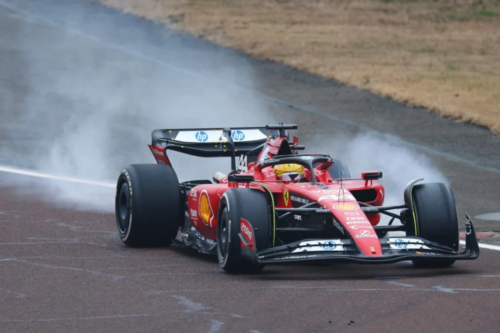 Le problème de freins qui pénalise Lewis Hamilton chez Ferrari
