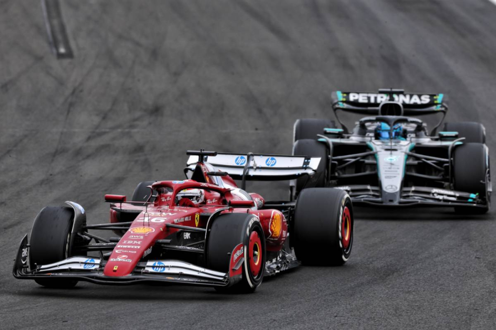 Charles Leclerc dénonce une Ferrari incontrôlable, Fred Vasseur dézingue Russell