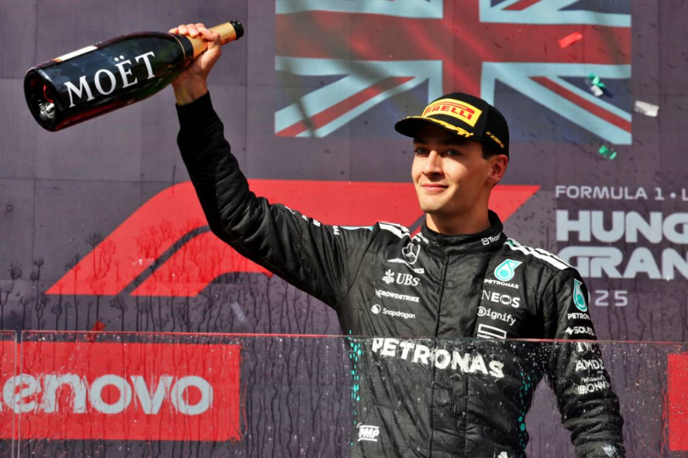 Toto Wolff encense George Russell : 