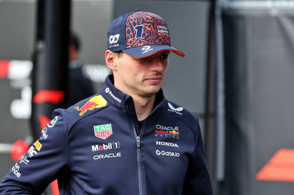 Max Verstappen enterre le titre 2025 mais prévient : 