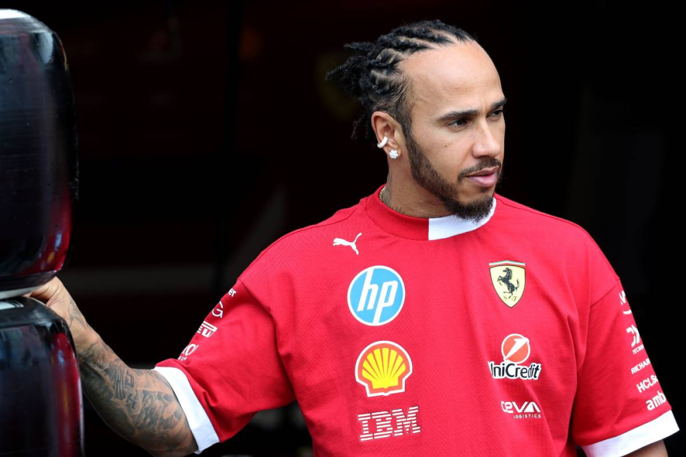 Hamilton en difficulté chez Ferrari : le conseil inattendu d’un ancien mécanicien