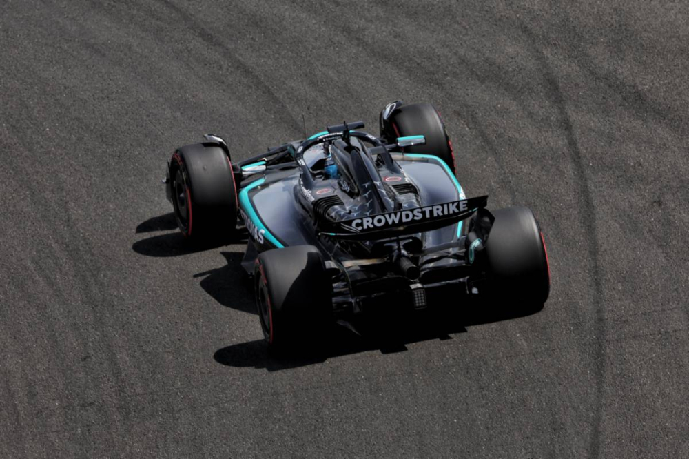 Villeneuve tranche : Mercedes ne dominera pas la F1 en 2026 avec son nouveau moteur